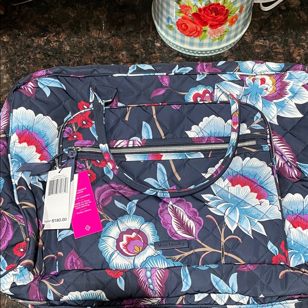 NWT Vera Bradley Lay Flat Weekender